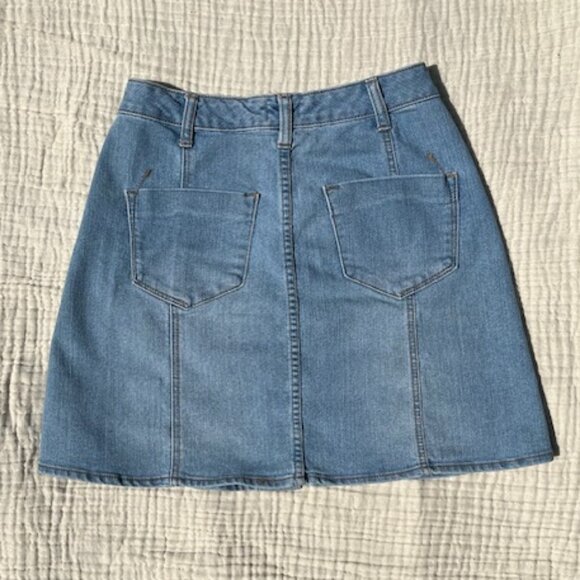 Denim A-Line Button Front Skirt  28" waist  WM 0/Jr 7/Girls14 - Picture 3 of 4